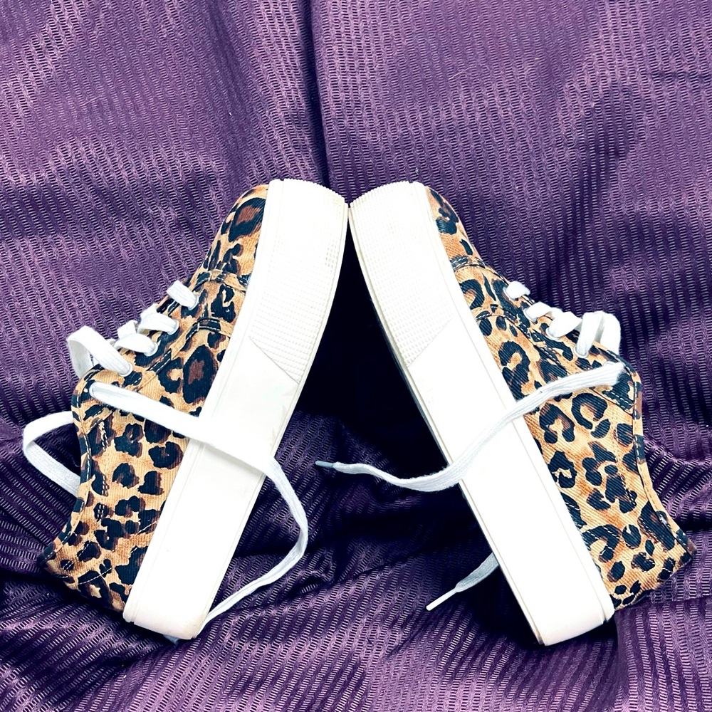 Super Comfort Memory Foam Sole Leopard Print Platform Sneakers
